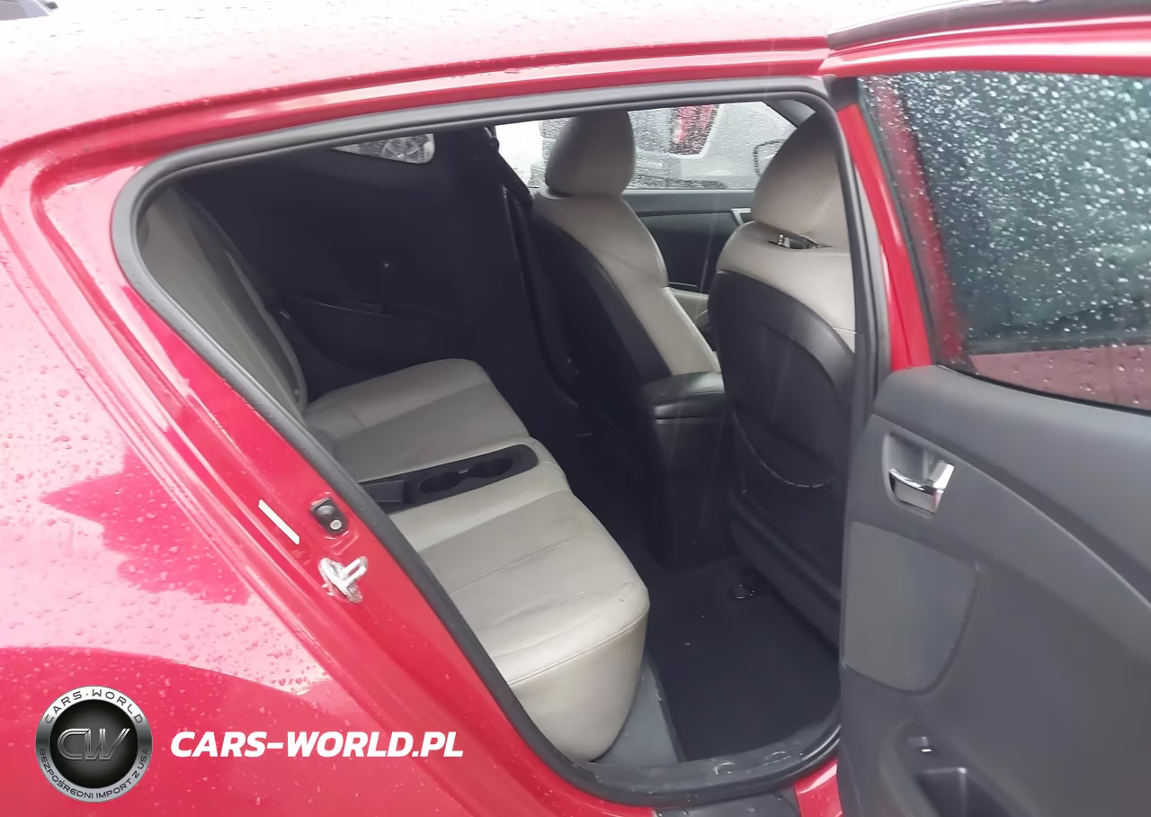 2012 Hyundai Veloster Base W-Gray VIN:KMHTC6AD8CU050825 - 8