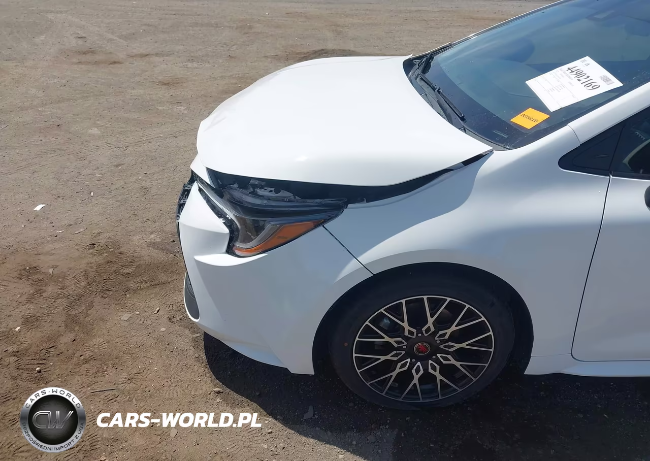 2022 Toyota Corolla Le VIN:5YFEPMAE0NP385060 - 18