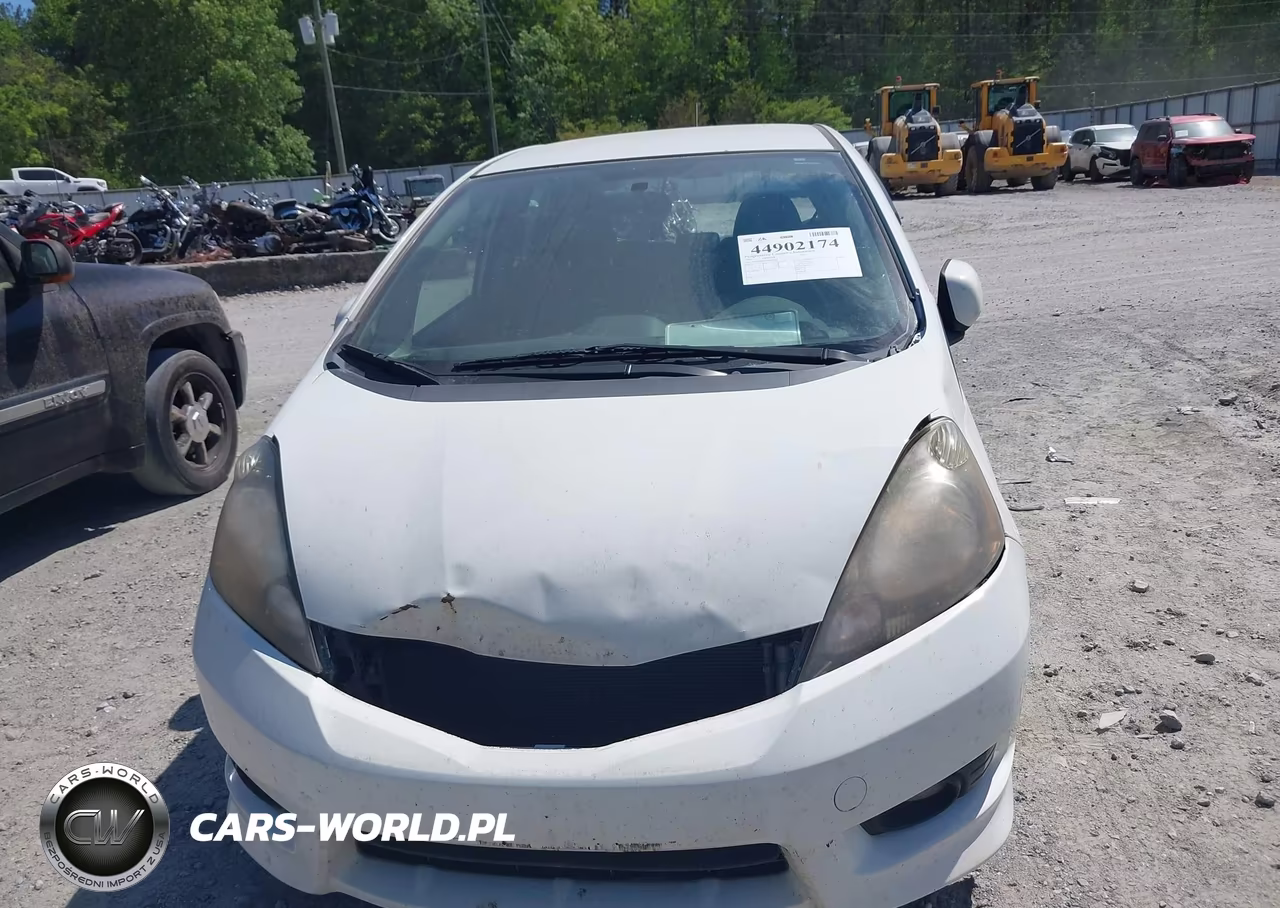 2012 Honda Fit Sport VIN:JHMGE8H53CS005912 - 12