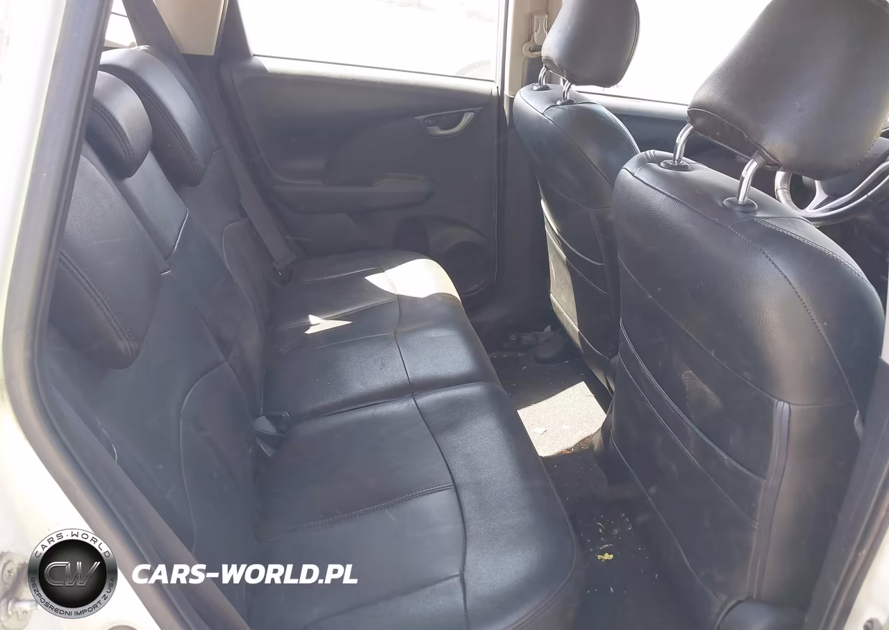 2012 Honda Fit Sport VIN:JHMGE8H53CS005912 - 8