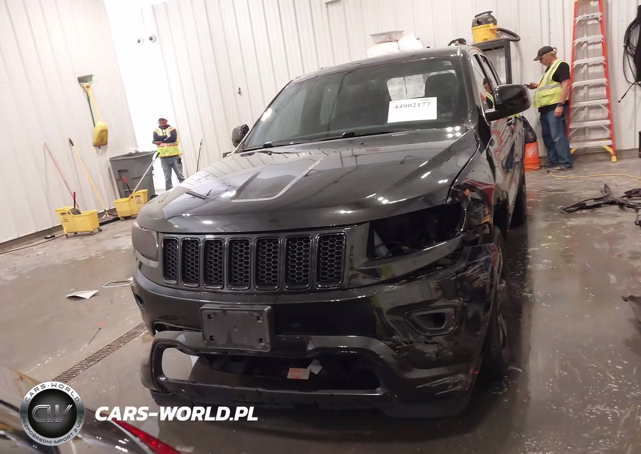 2015 Jeep Grand Cherokee Altitude VIN:1C4RJFAG8FC664167 - 13