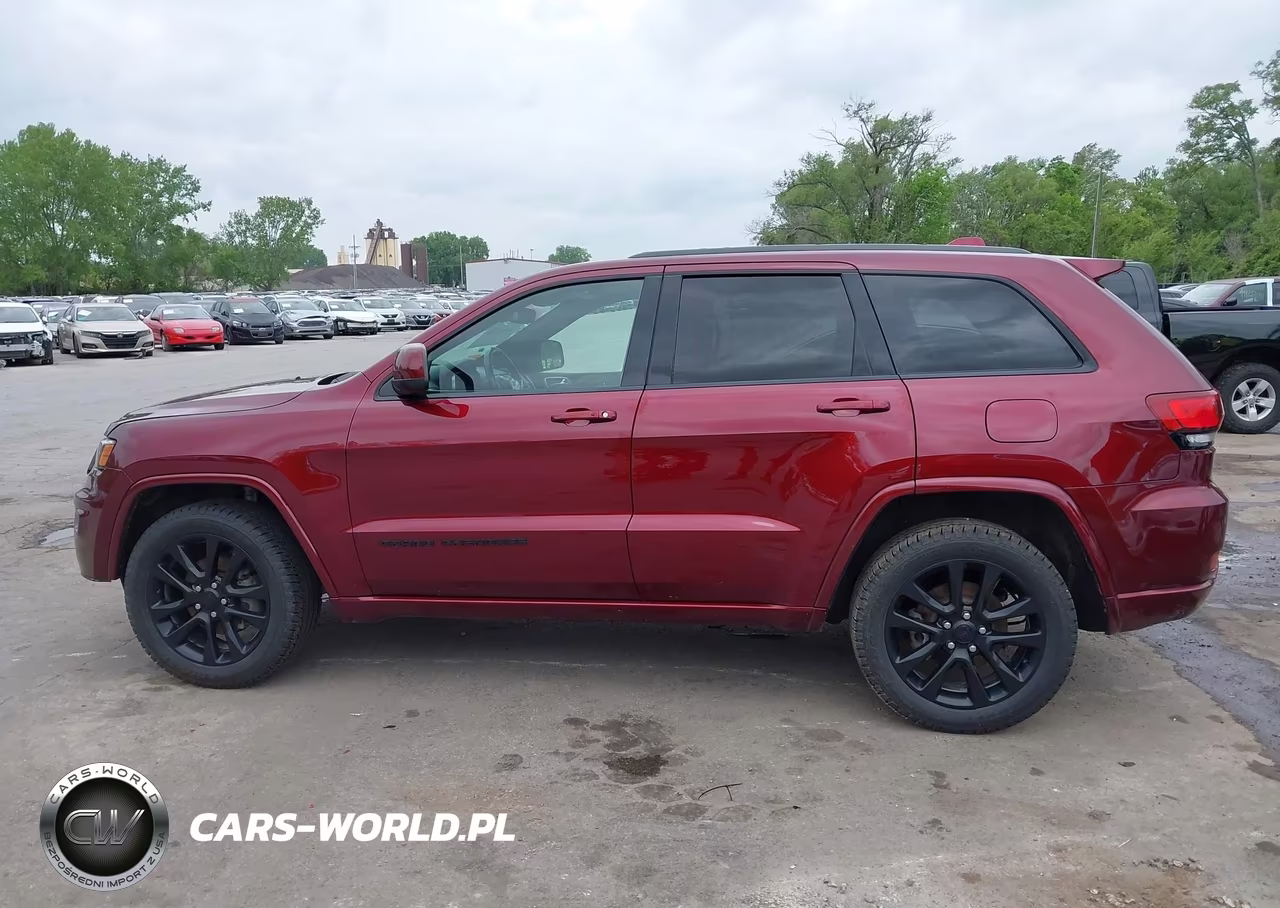 2019 Jeep Grand Cherokee Altitude 4X4 VIN:1C4RJFAGXKC838847 - 15