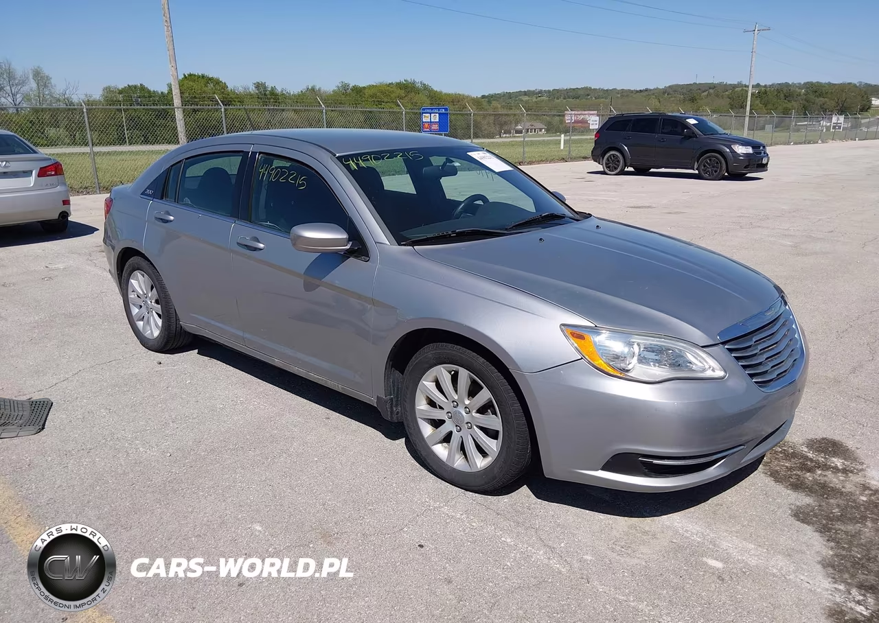 2014 Chrysler 200 Touring