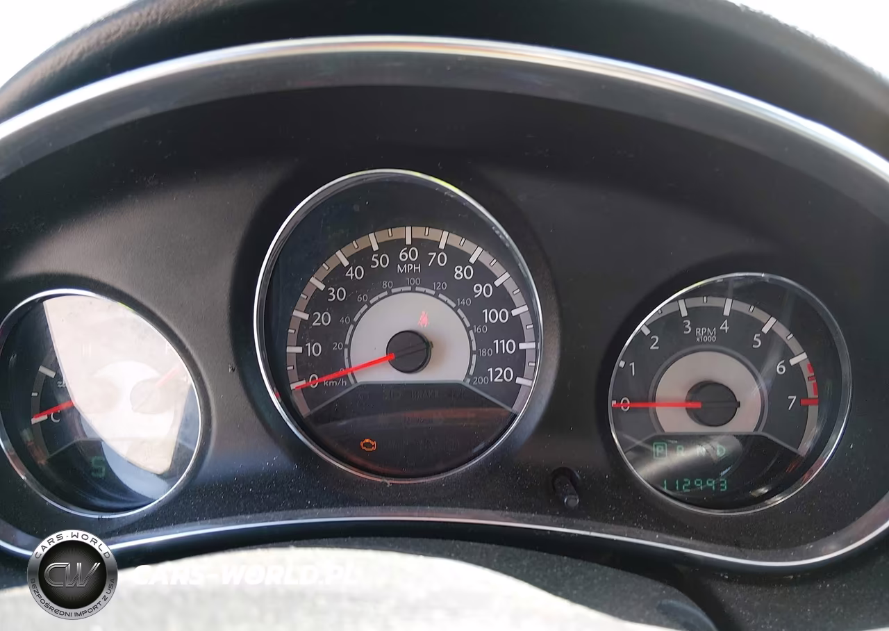 2014 Chrysler 200 Touring VIN:1C3CCBBG5EN114827 - 7