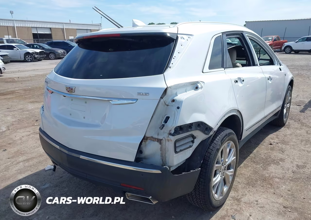 2018 Cadillac Xt5 Luxury VIN:1GYKNCRS2JZ221560 - 4