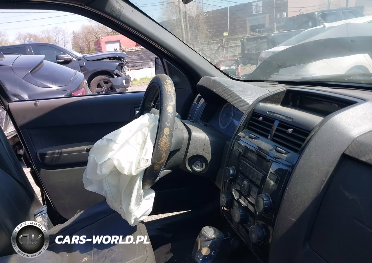 2010 Ford Escape Limited VIN:1FMCU9EG4AKB61495 - 5
