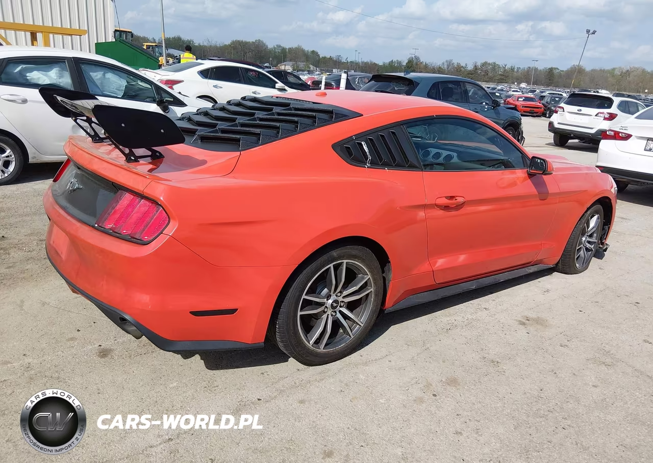 2016 Ford Mustang Ecoboost VIN:1FA6P8TH8G5280582 - 4