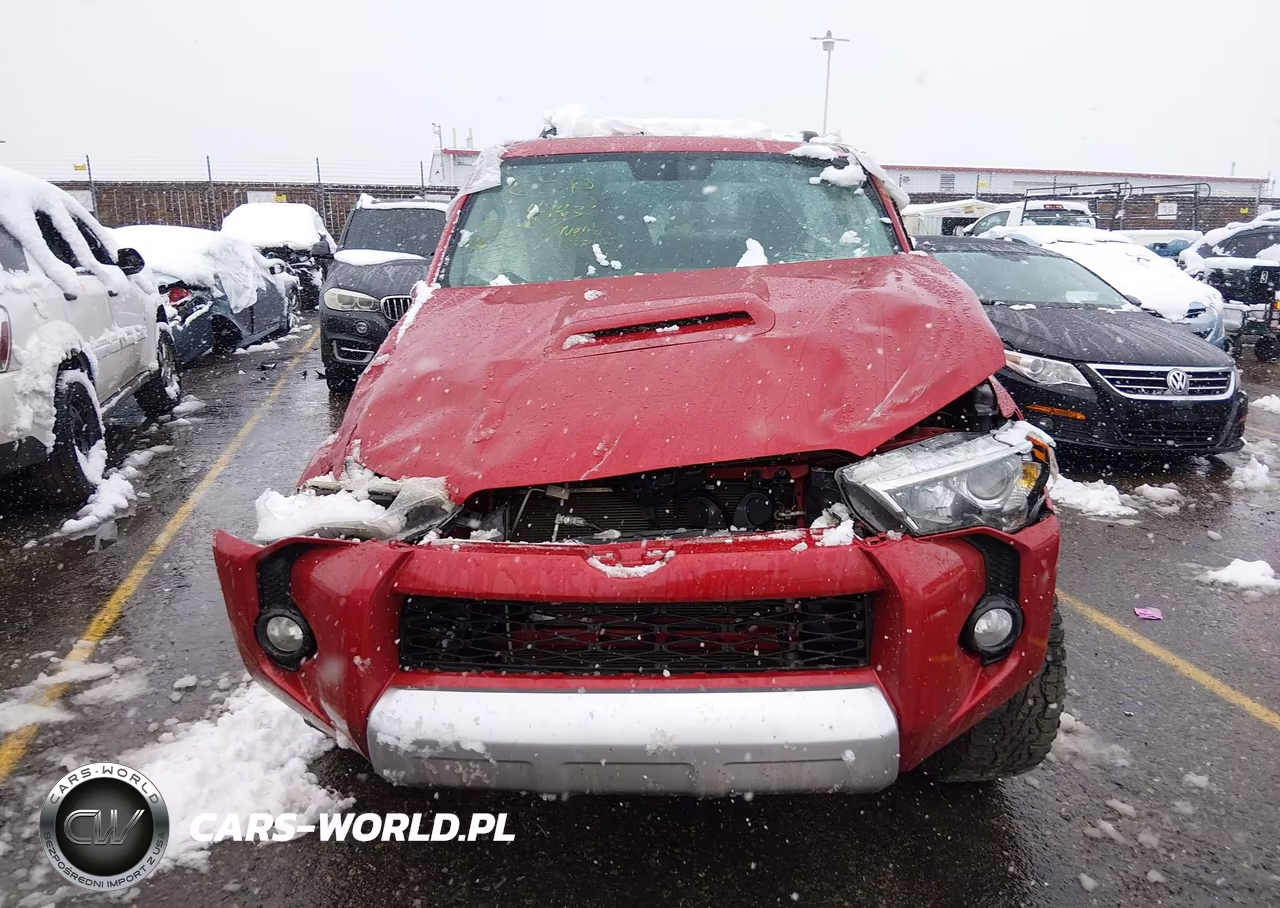 2018 Toyota 4Runner Trd Off Road Premium VIN:JTEBU5JR1J5523583 - 12