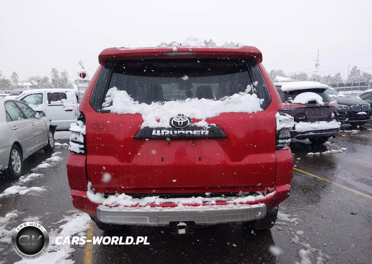 2018 Toyota 4Runner Trd Off Road Premium VIN:JTEBU5JR1J5523583 - 16