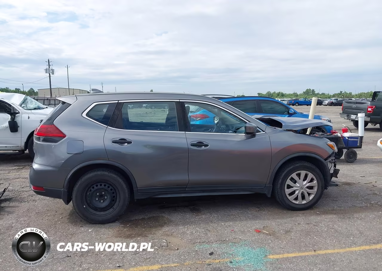 2018 Nissan Rogue S VIN:KNMAT2MT5JP596730 - 14
