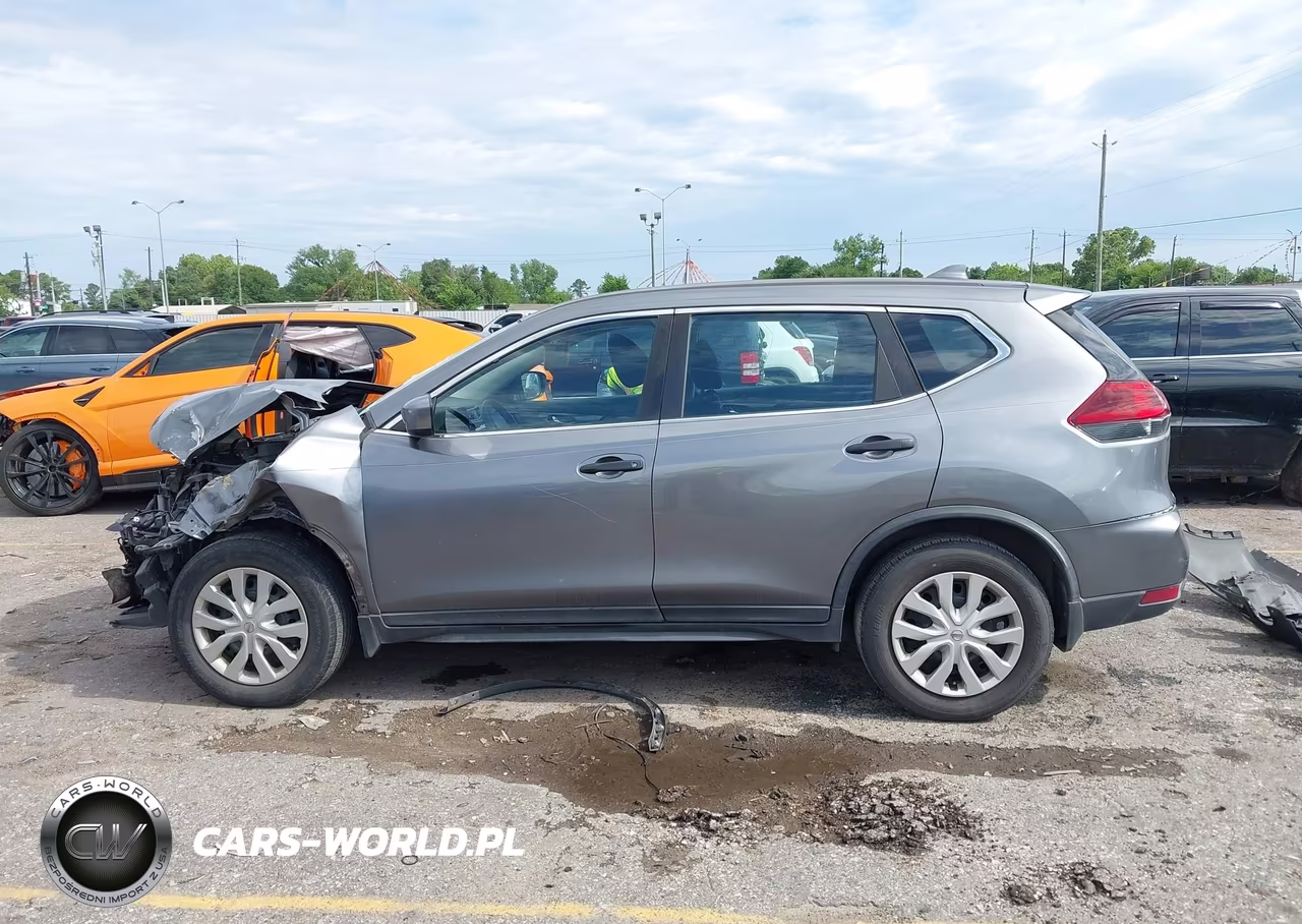 2018 Nissan Rogue S VIN:KNMAT2MT5JP596730 - 15
