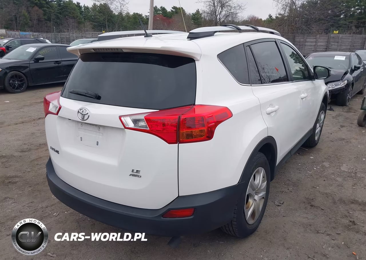 2015 Toyota Rav4 Le VIN:JTMBFREV3FJ048899 - 4