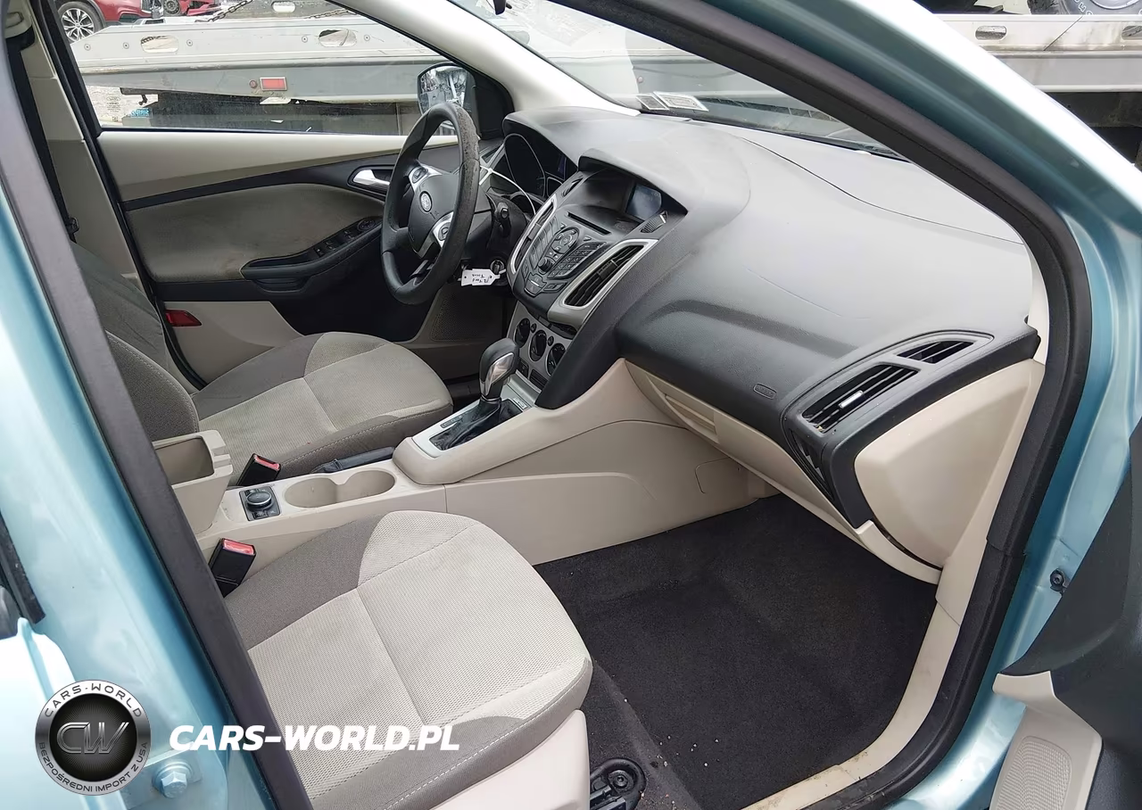 2012 Ford Focus Se VIN:1FAHP3K29CL442721 - 5