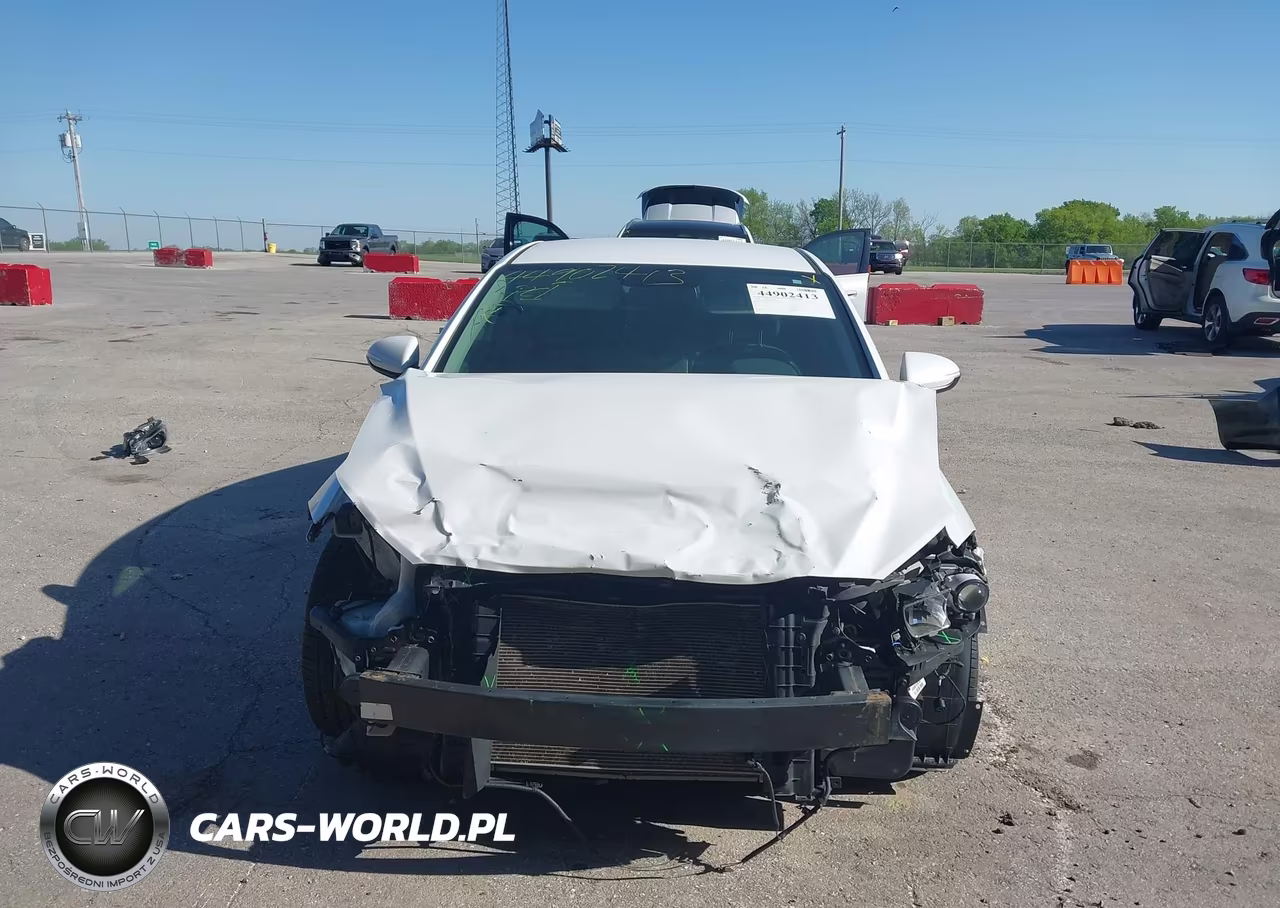 2018 Hyundai Elantra Limited VIN:5NPD84LF0JH376851 - 12