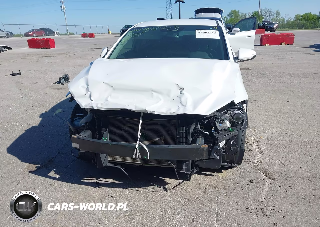 2018 Hyundai Elantra Limited VIN:5NPD84LF0JH376851 - 6