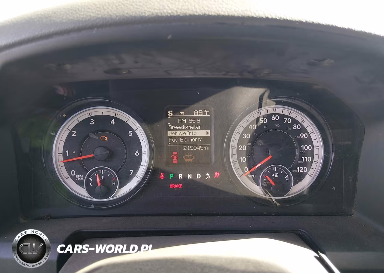 2015 Ram 2500 Tradesman VIN:3C6UR5CJ3FG658481 - 7