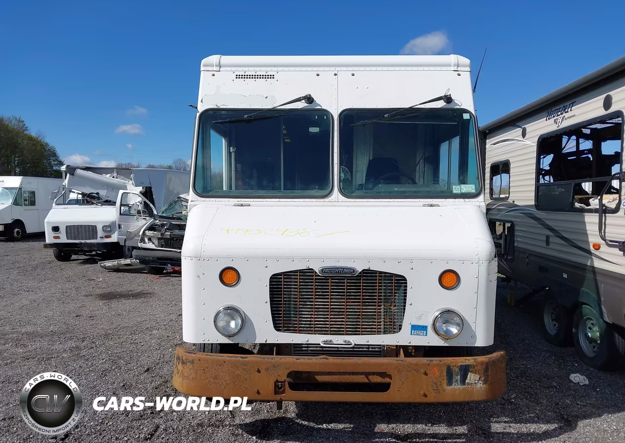 2010 Freightliner Chassis M Line Walk-In Van VIN:4UZAAPDUXACAS1671 - 14