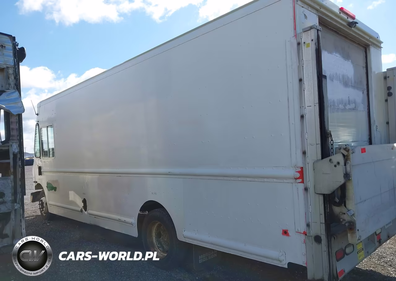 2010 Freightliner Chassis M Line Walk-In Van VIN:4UZAAPDUXACAS1671 - 16