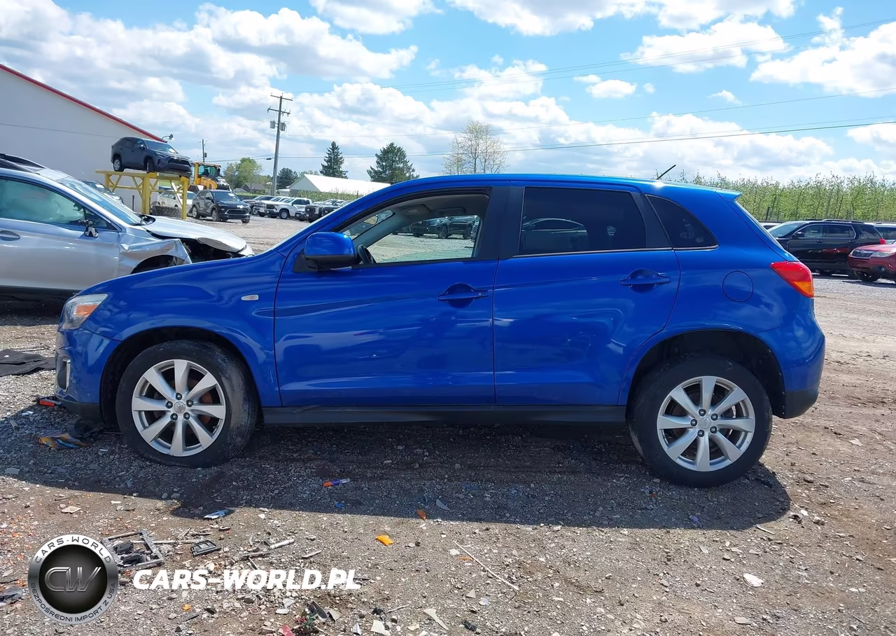2015 Mitsubishi Outlander Sport Es VIN:4A4AR3AUXFE030303 - 13