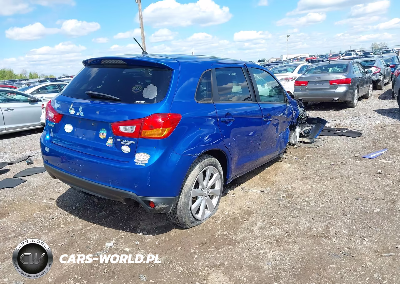 2015 Mitsubishi Outlander Sport Es VIN:4A4AR3AUXFE030303 - 4