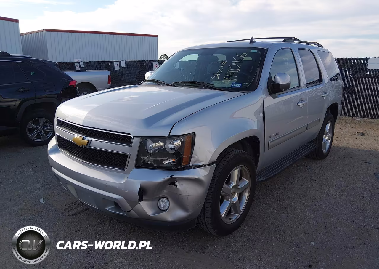 2013 Chevrolet Tahoe Lt VIN:1GNSCBE07DR267133 - 2