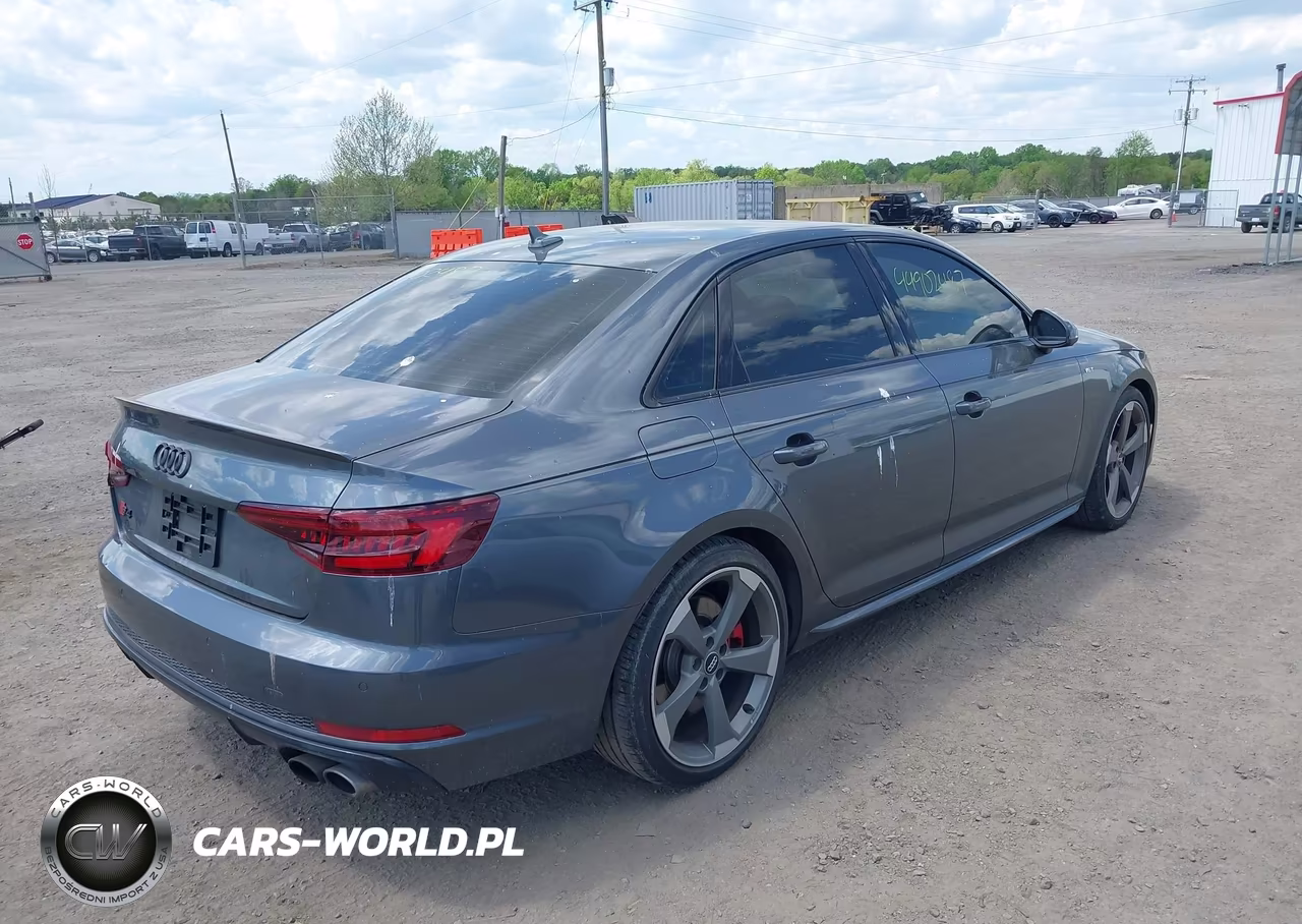 2018 Audi S4 3.0T Premium Plus VIN:WAUC4AF45JA119088 - 4