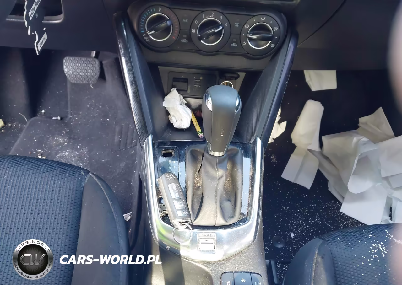 2017 Toyota Yaris Ia VIN:3MYDLBYV4HY170336 - 11