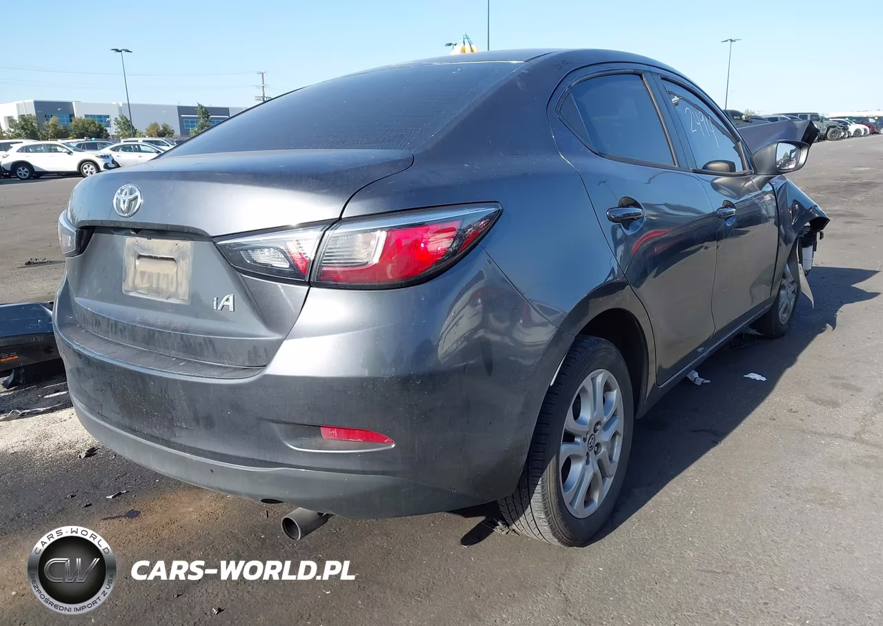 2017 Toyota Yaris Ia VIN:3MYDLBYV4HY170336 - 4