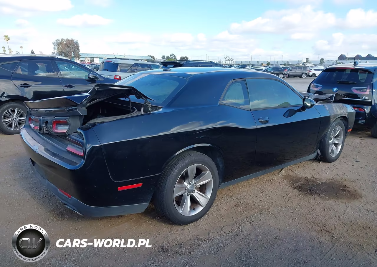2018 Dodge Challenger Sxt VIN:2C3CDZAG8JH280429 - 4