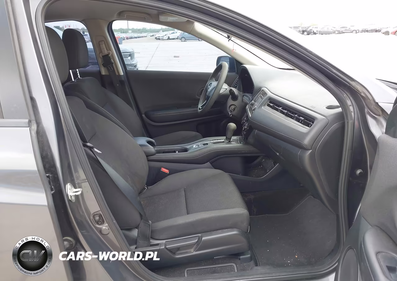 2019 Honda Hr-V Lx VIN:3CZRU5H34KG704508 - 5