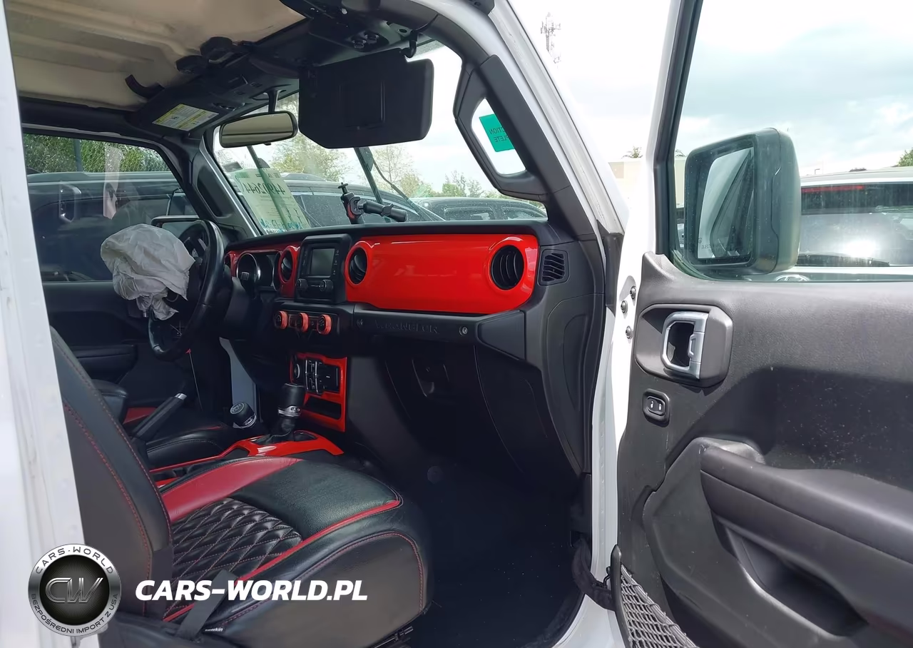 2019 Jeep Wrangler Unlimited Sport S 4X4 VIN:1C4HJXDG8KW516607 - 5
