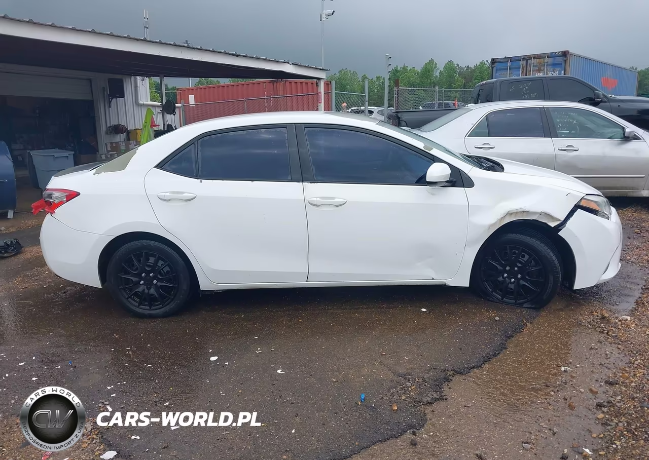 2016 Toyota Corolla Le VIN:5YFBURHE6GP441598 - 14