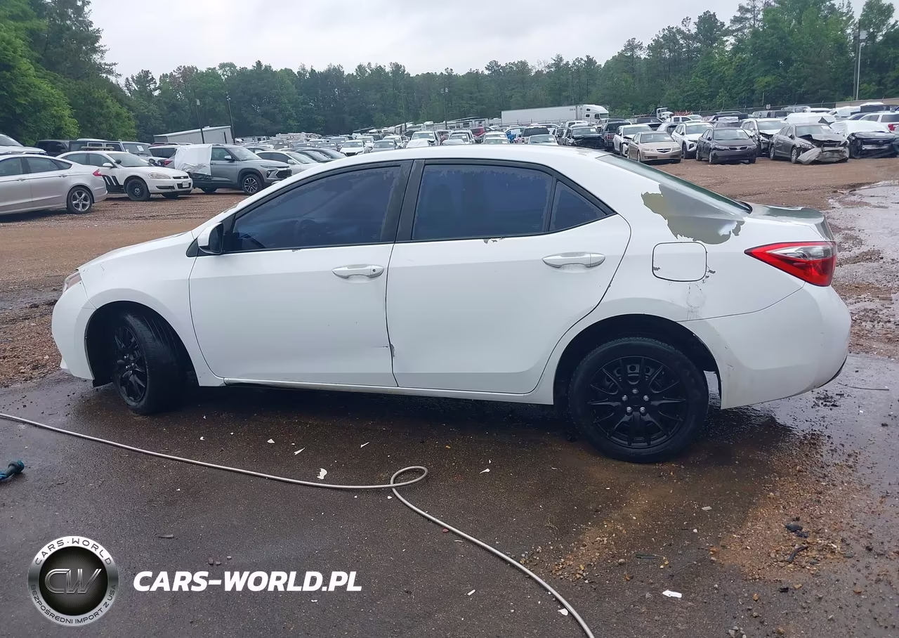 2016 Toyota Corolla Le VIN:5YFBURHE6GP441598 - 15