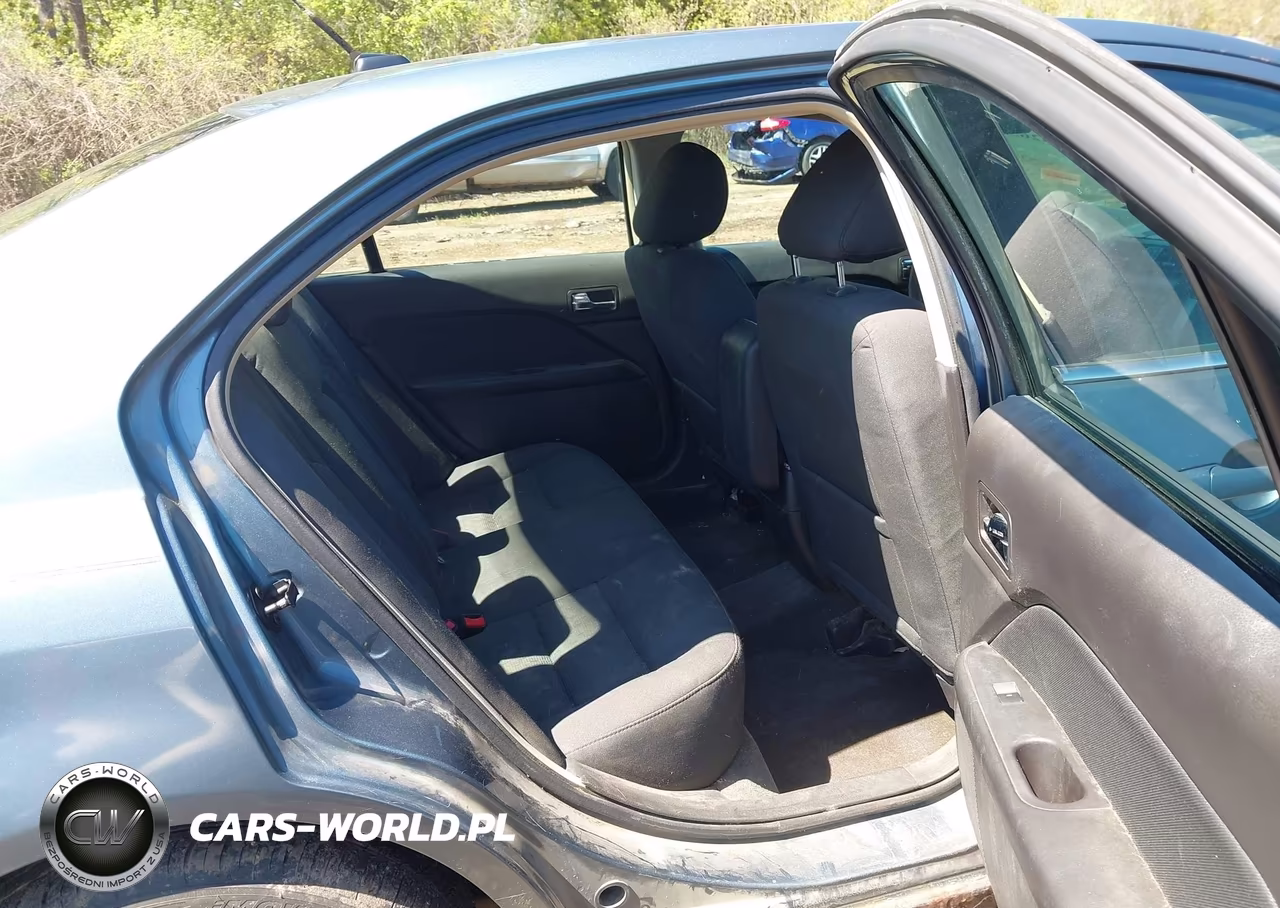 2011 Ford Fusion Se VIN:3FAHP0HAXBR104998 - 8