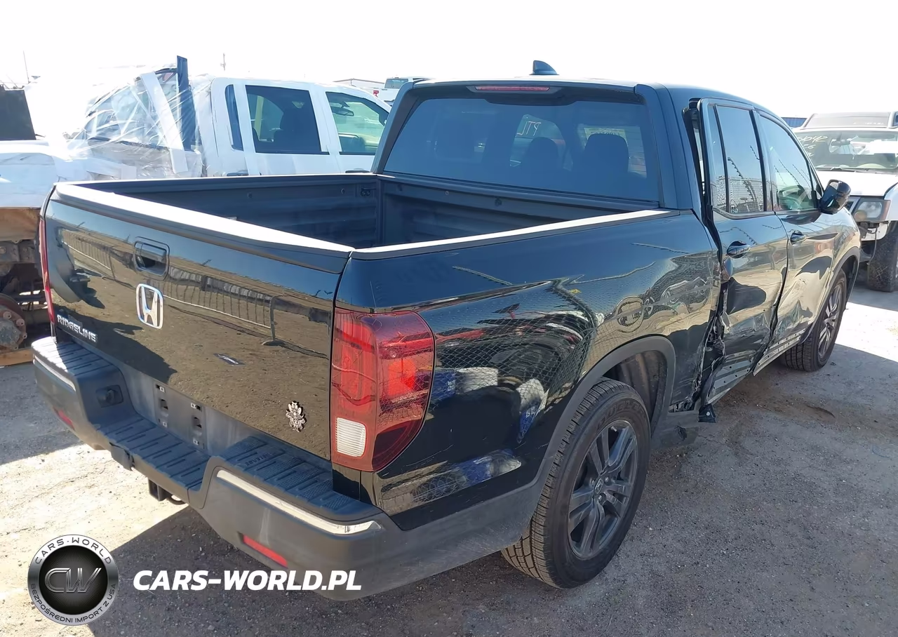 2019 Honda Ridgeline Sport VIN:5FPYK2F1XKB007686 - 4