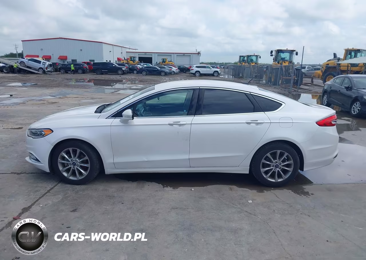 2017 Ford Fusion Se VIN:3FA6P0HD5HR305167 - 15