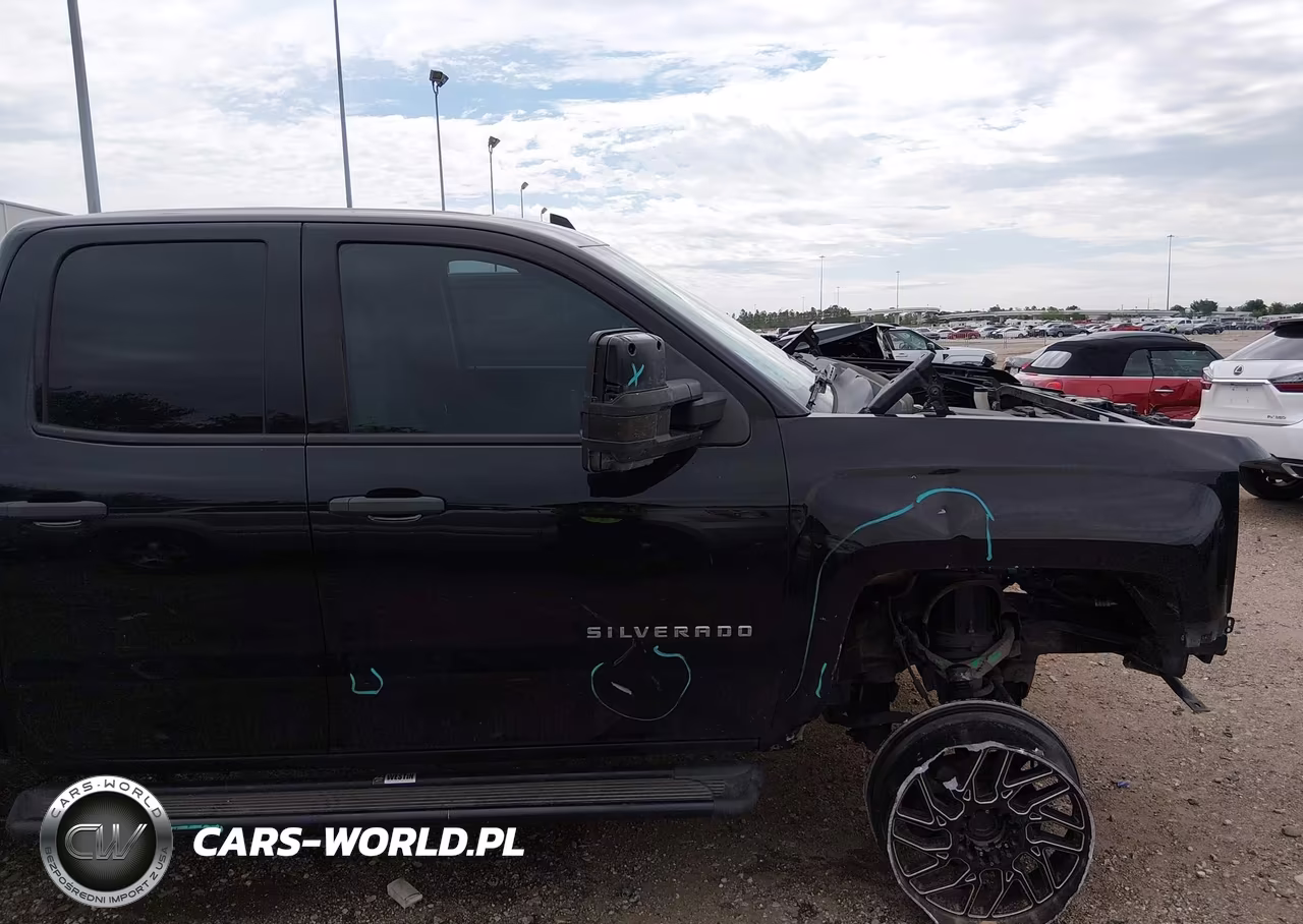 2017 Chevrolet Silverado 1500 Custom VIN:1GCRCPEH2HZ337900 - 14