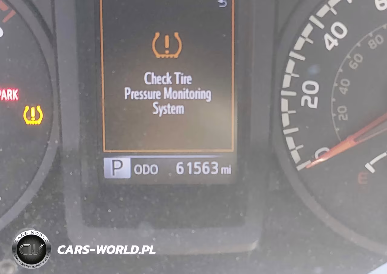 2019 Toyota Tacoma Sr VIN:5TFSX5EN2KX067246 - 16