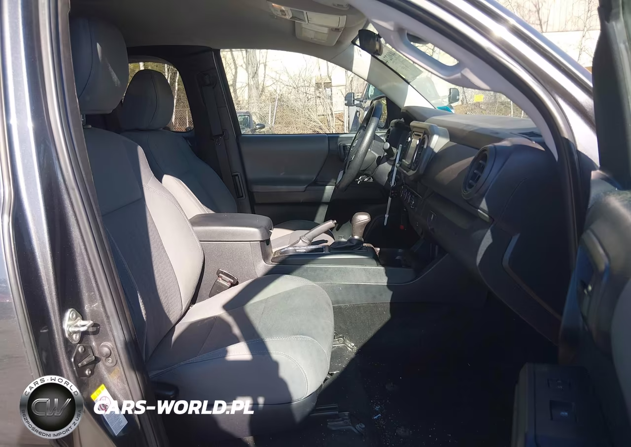 2019 Toyota Tacoma Sr VIN:5TFSX5EN2KX067246 - 5