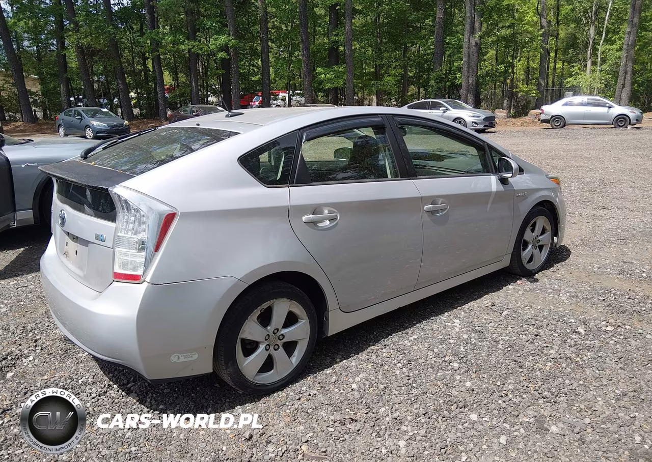 2010 Toyota Prius V VIN:JTDKN3DUXA0049149 - 4