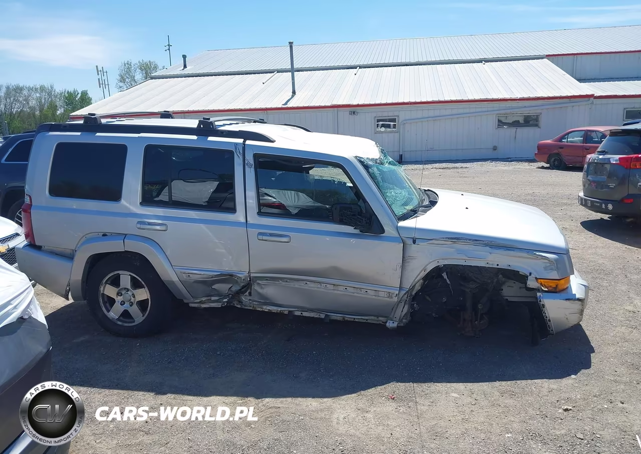 2010 Jeep Commander Sport VIN:1J4RG4GK8AC130359 - 14