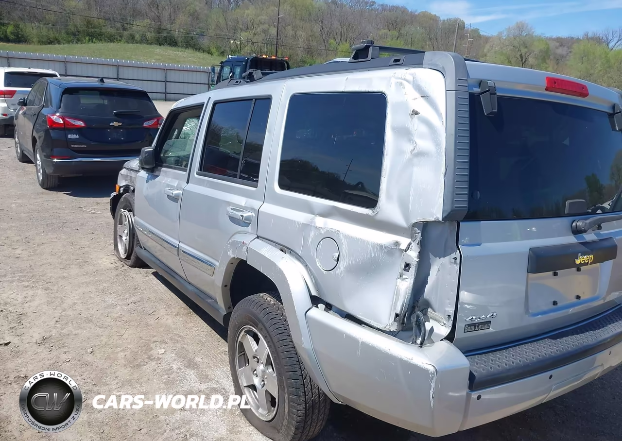 2010 Jeep Commander Sport VIN:1J4RG4GK8AC130359 - 3