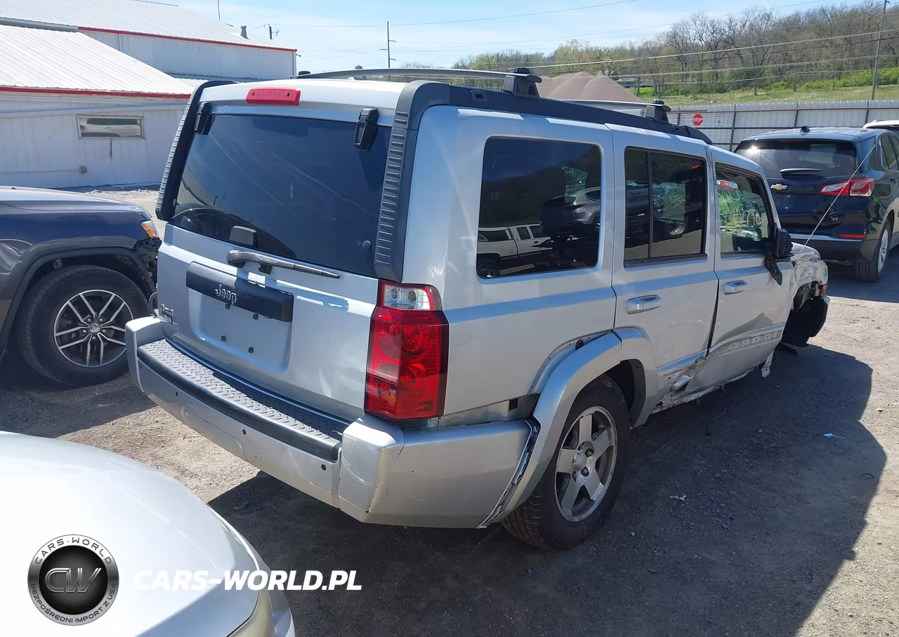 2010 Jeep Commander Sport VIN:1J4RG4GK8AC130359 - 4