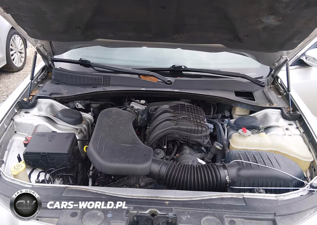 2012 Chrysler 300 VIN:2C3CCAAG2CH312279 - 10