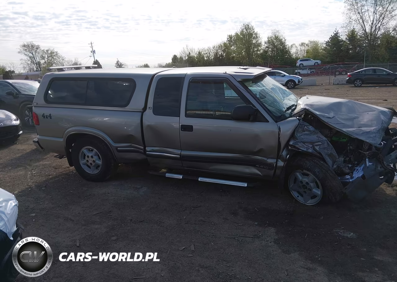 2001 Chevrolet S-10 Ls VIN:1GCDT19W318133845 - 13
