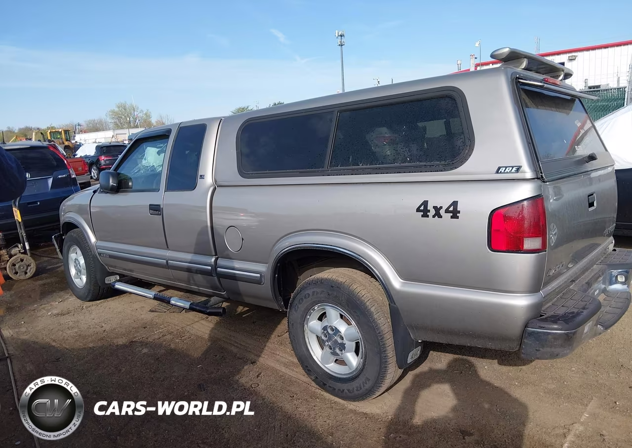 2001 Chevrolet S-10 Ls VIN:1GCDT19W318133845 - 14
