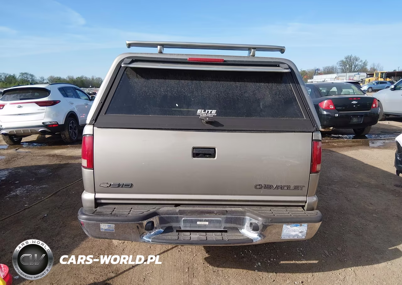 2001 Chevrolet S-10 Ls VIN:1GCDT19W318133845 - 16