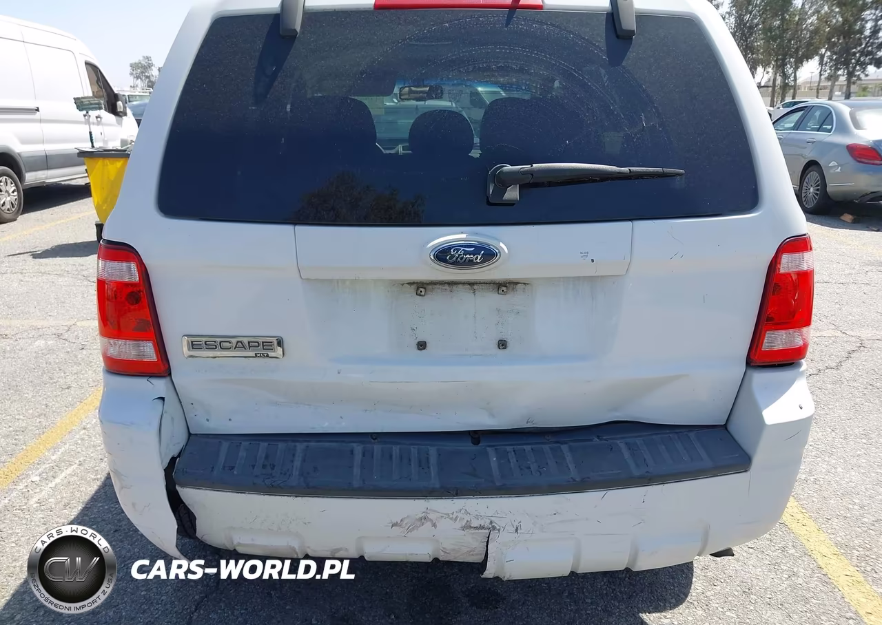 2009 Ford Escape Xlt VIN:1FMCU03789KB04128 - 6