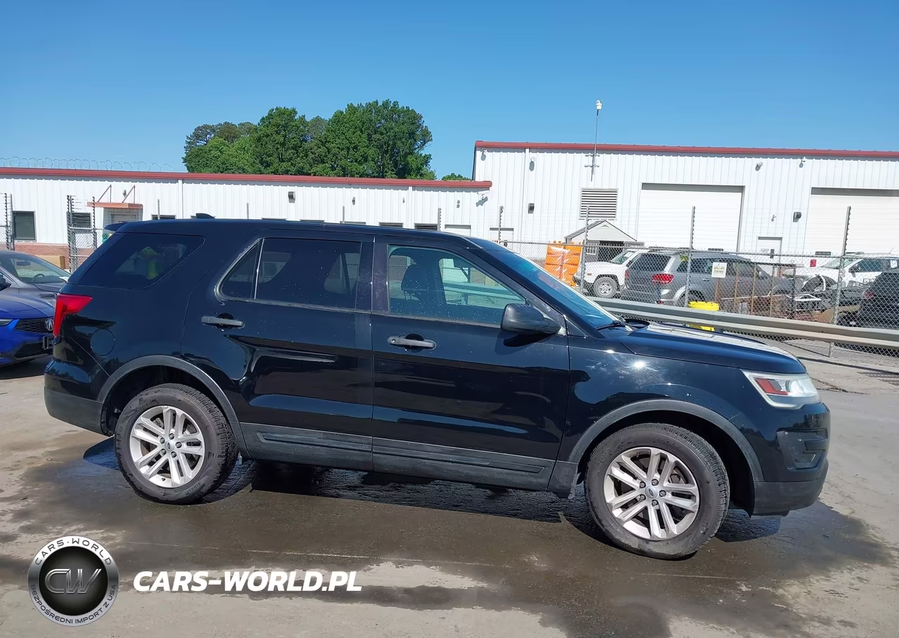 2016 Ford Utility Police Interceptor VIN:1FM5K8AT2GGD04967 - 13