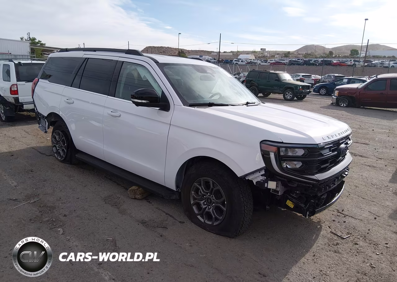 2026 Ford Expedition Active